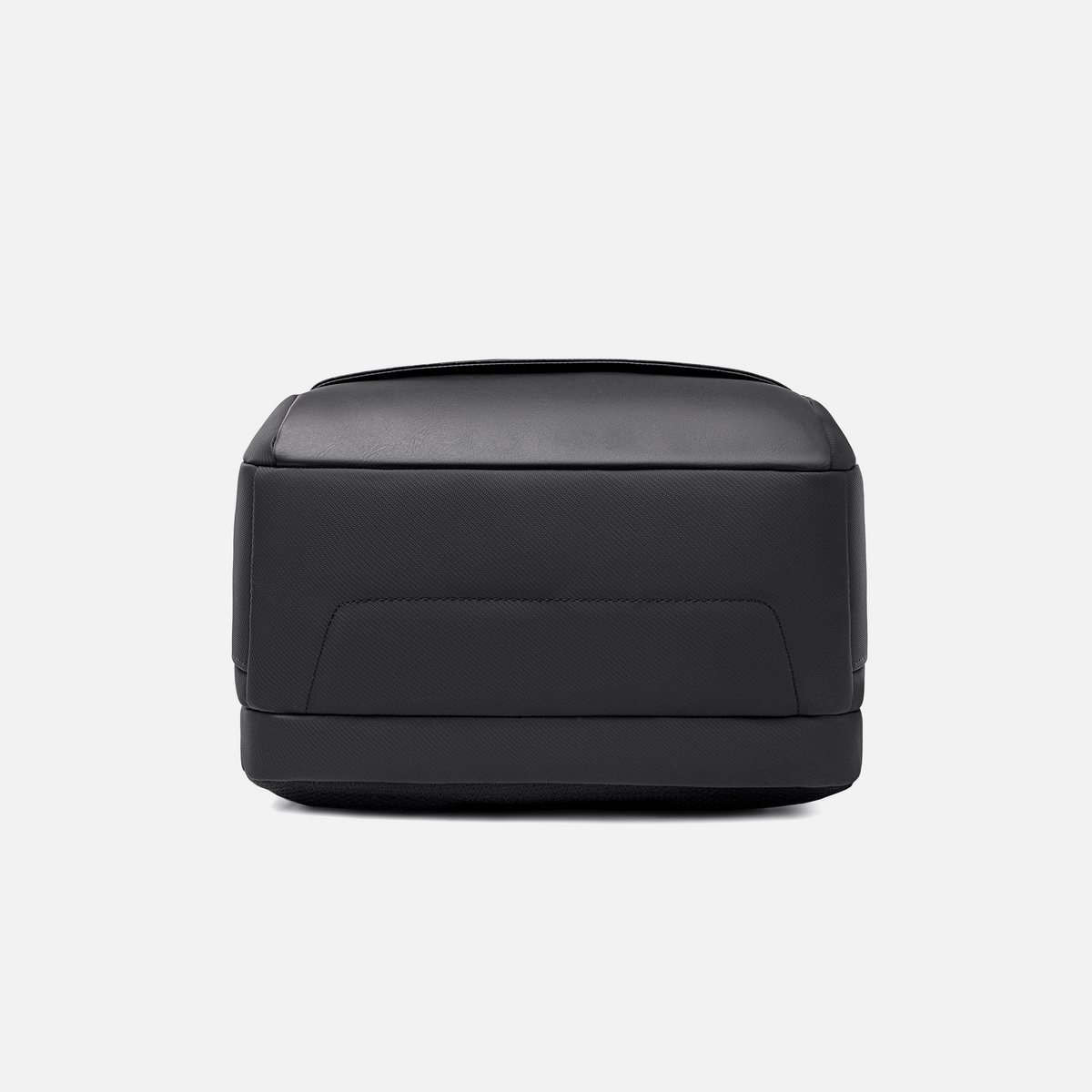 GB01032 Black