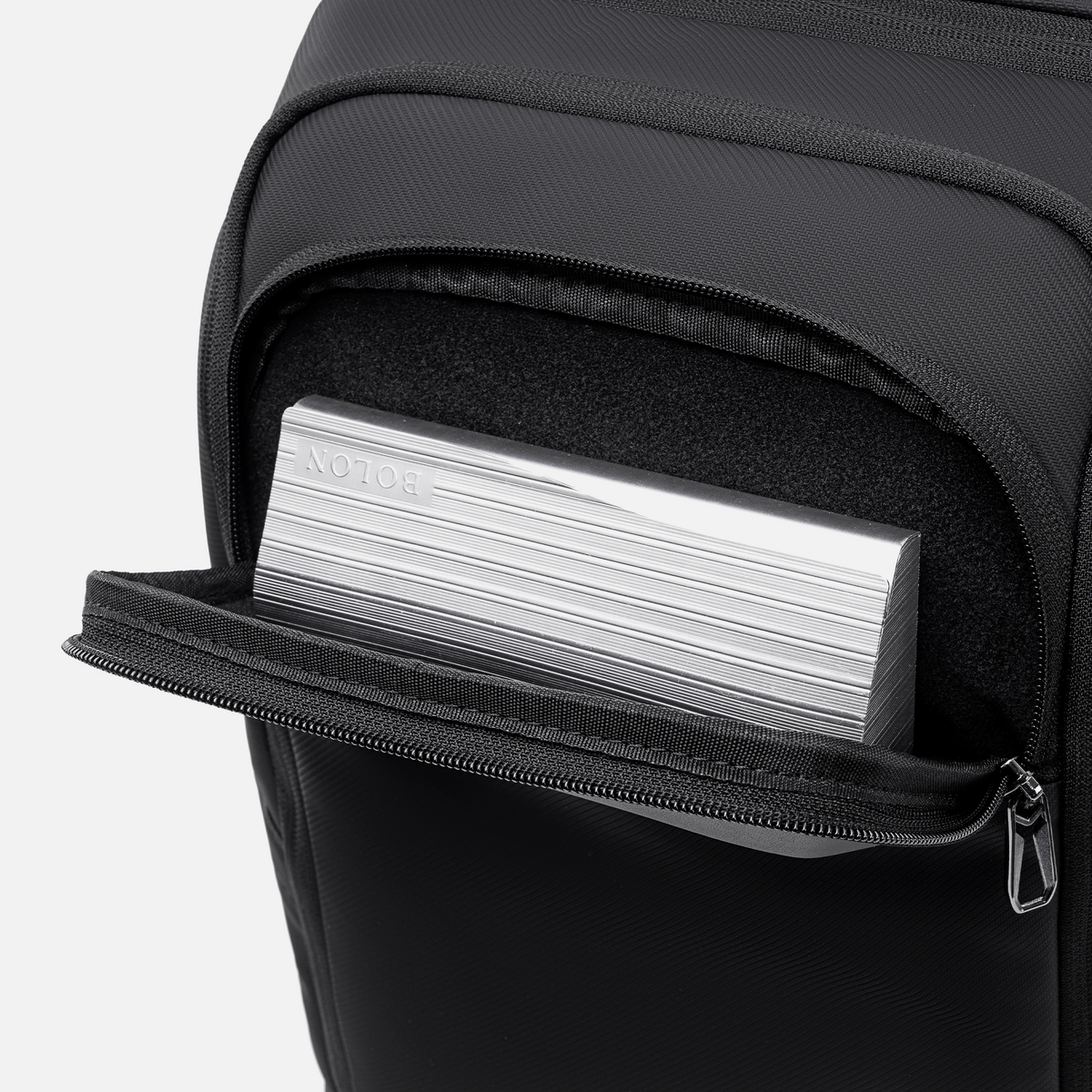 GB00900 Black
