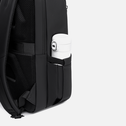 GB00900 Black