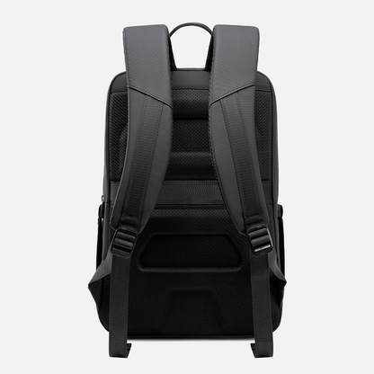 GB00900 Black