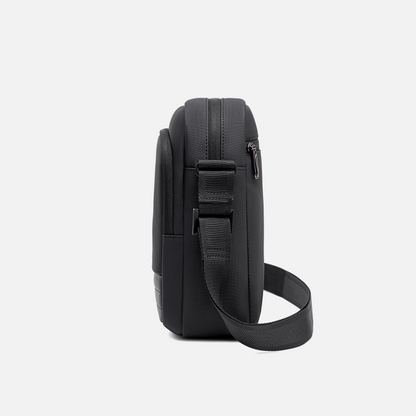 GKB01046 Black