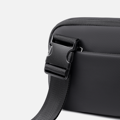GKB01044 Black