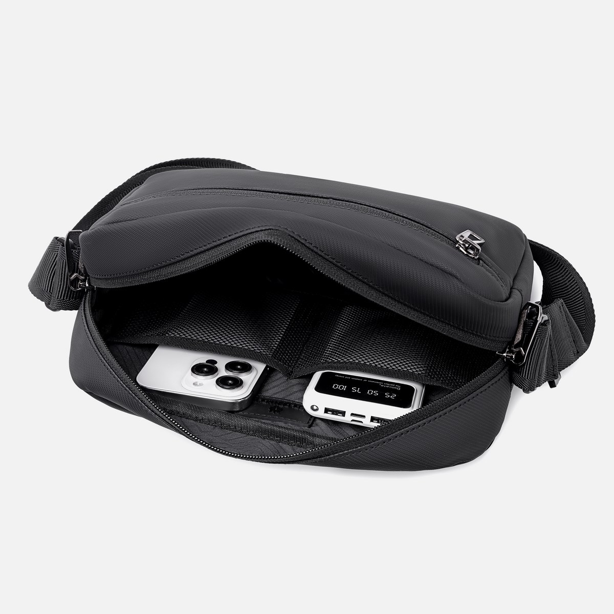 GXB01048 Black